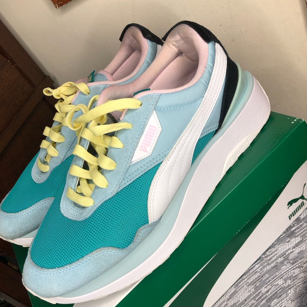 Puma Rider Sneakers Sz WMS 11- Great Condition